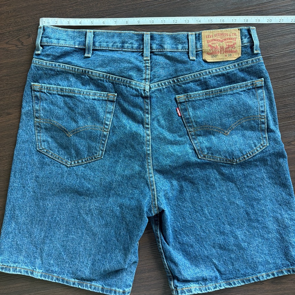 Levi's Medium Blue Denim Men's Jean Shorts with Red Tab